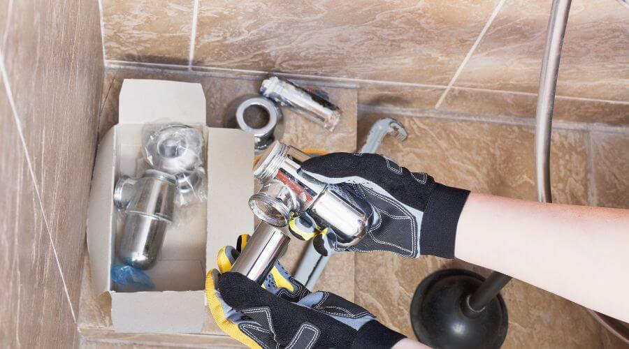 Professional gutter cleaning in Columbia, NC